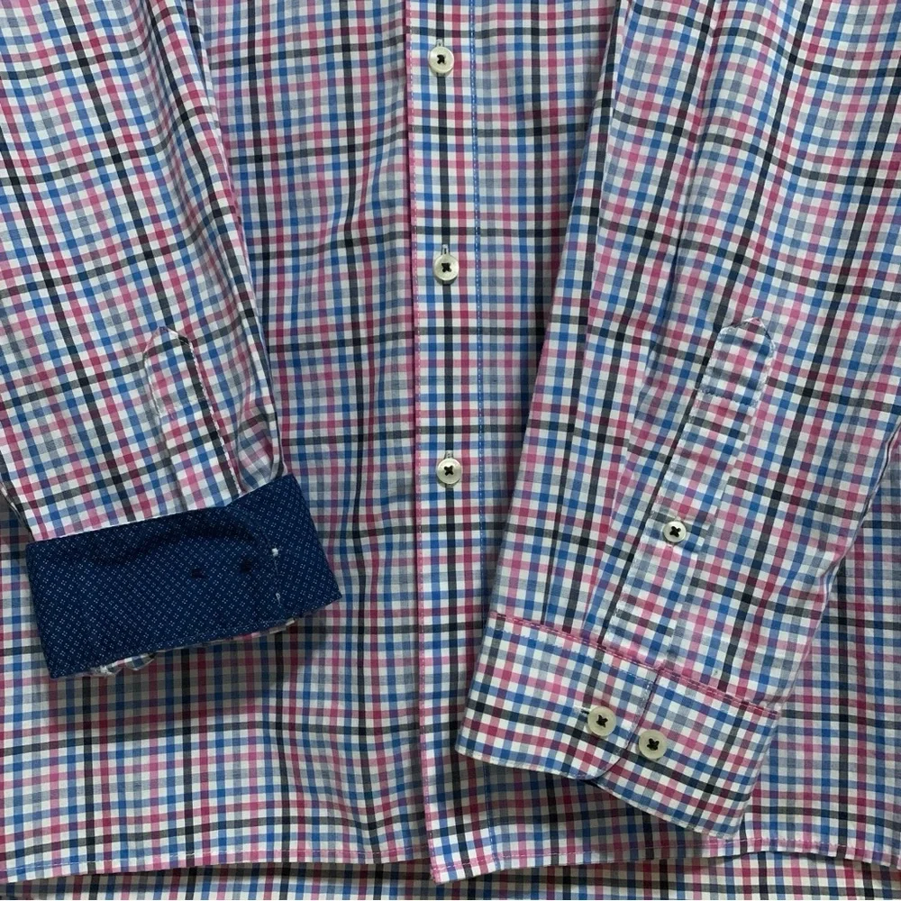Van Heusen Shirt Men's XXL Classic Fit Long Sleeve Flip Cuff Button Up Pink Blue